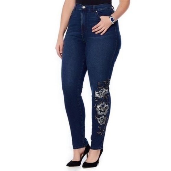 🔥HostPick🏆🔥 DG2 by Diane Gilman Virtual Stretch Skinny Jean - Picture 2 of 14